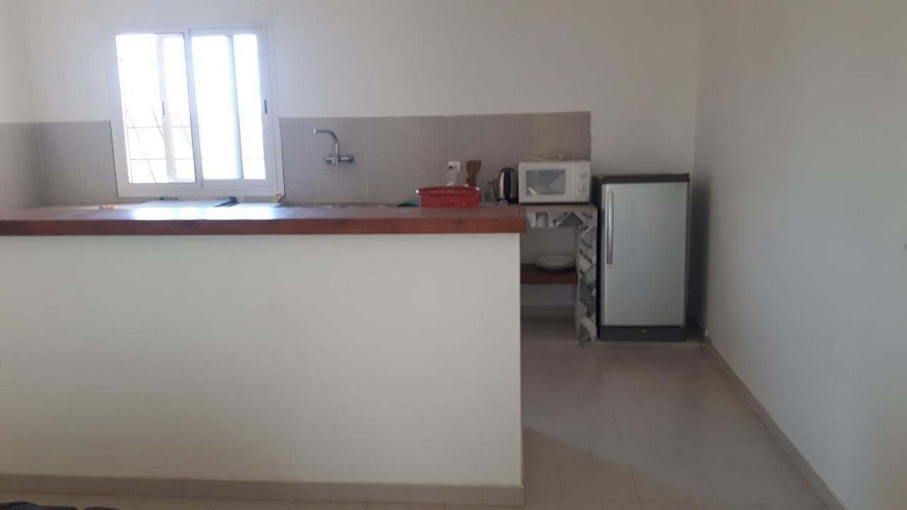 Appartement Familial Spacieux Avec Climatisation Ziguinchor Exterior foto