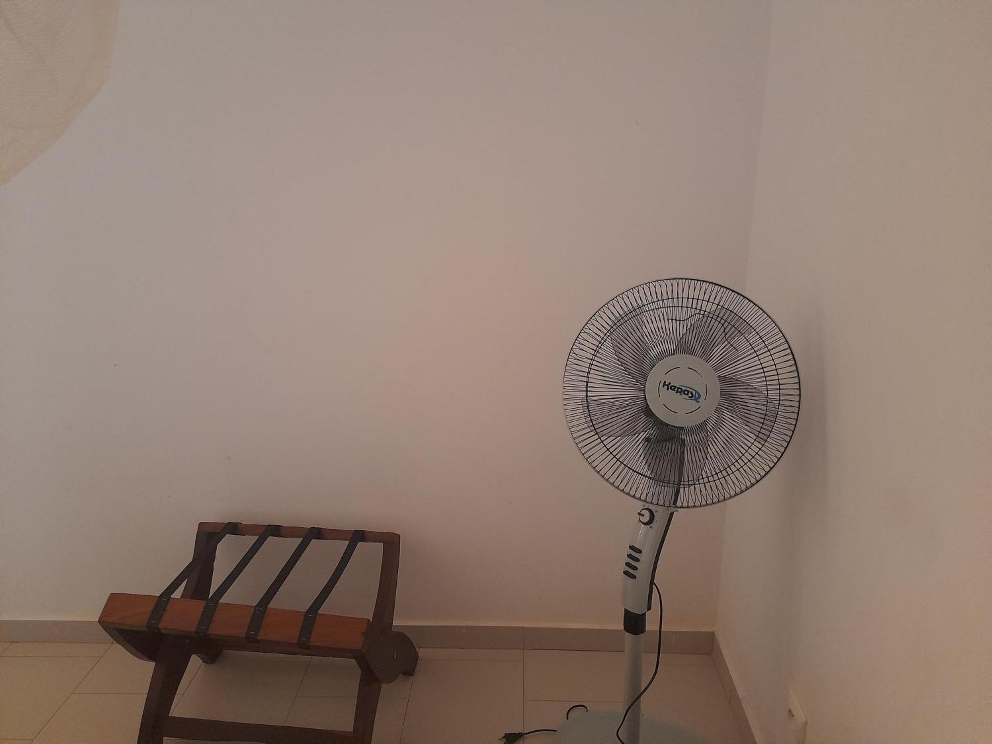 Appartement Familial Spacieux Avec Climatisation Ziguinchor Habitación foto